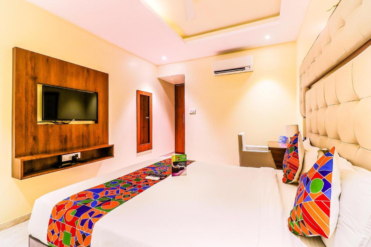 Fabexpress Adlon Andheri East Mumbai Dış mekan fotoğraf
